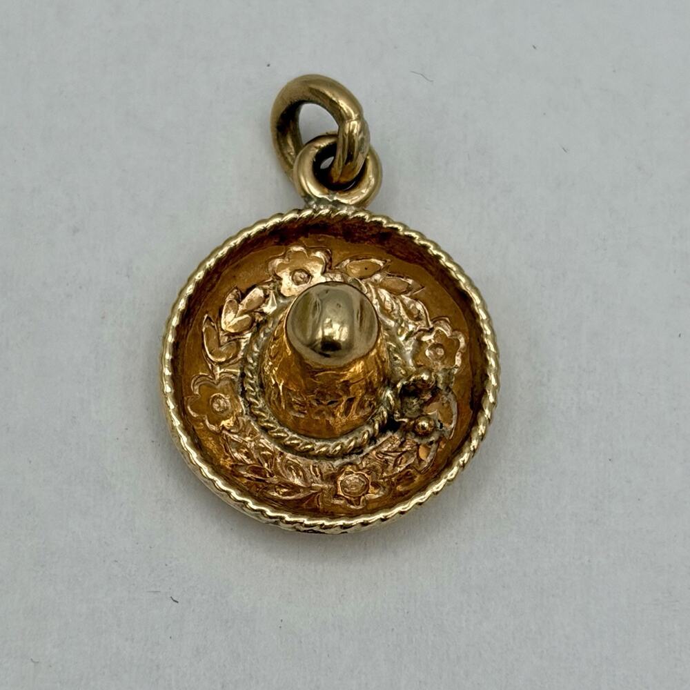 Vintage 18K Yellow Gold Mexico Floral Sombrero Charm Dangle 1.6 Grams